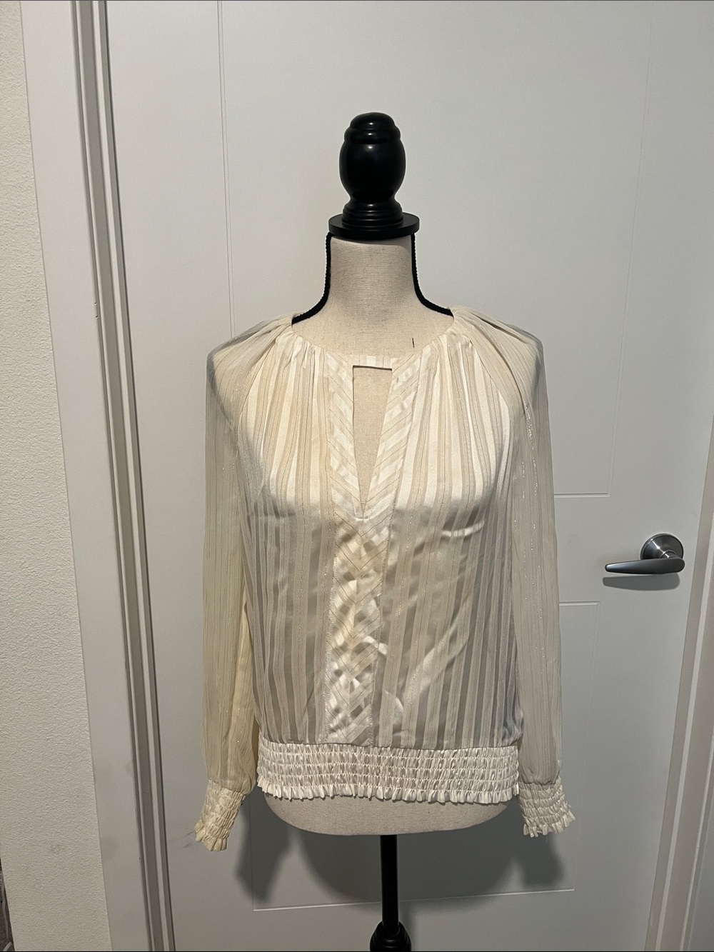 Bebe Metallic Tie Back Off White Shirt Coquette Cottagecore NWT